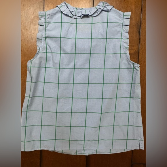 J Crew Blouse. Ruffle neck. Size 10 - Picture 6 of 6
